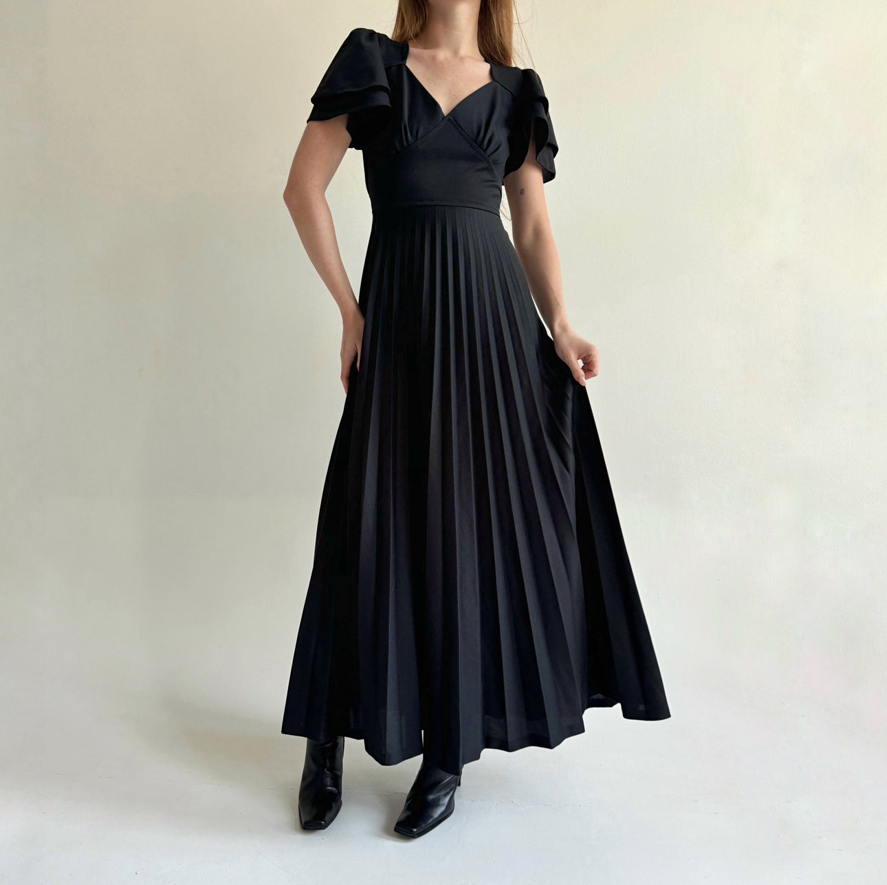 Vintage pleated dress with beautiful sleeves