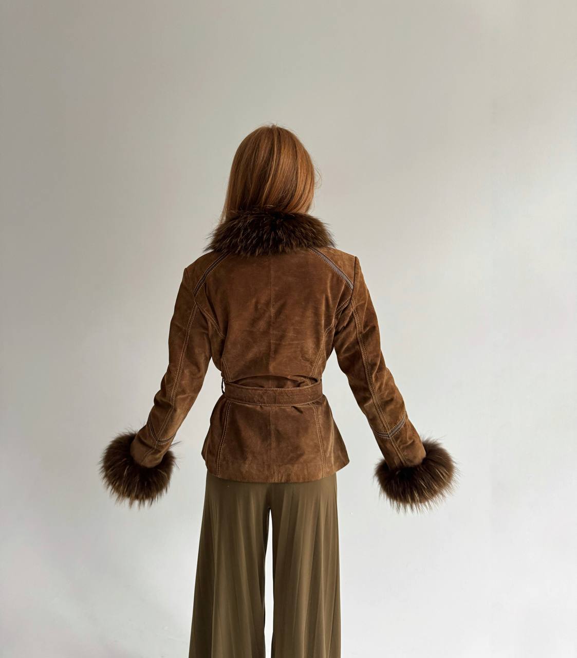 Vintage genuine leather jacket with real fur collar