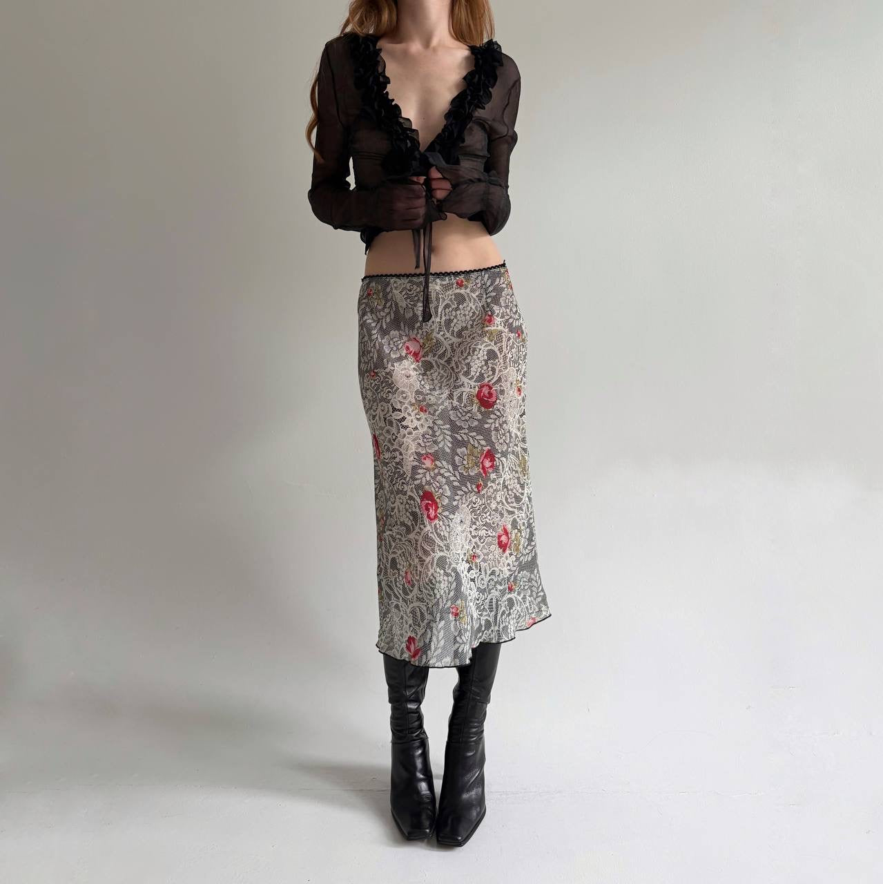 Vintage midi skirt with flower print