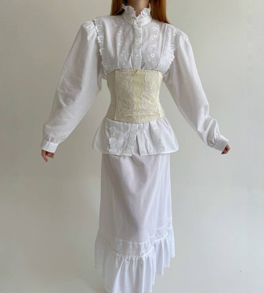 Vintage cream corset with lace