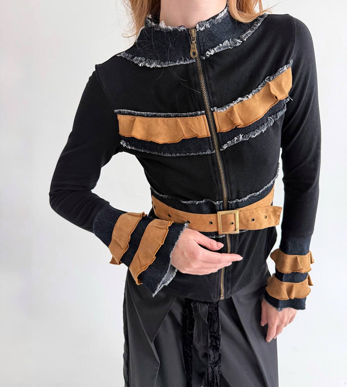 Vintage 94% viscose black zip up top