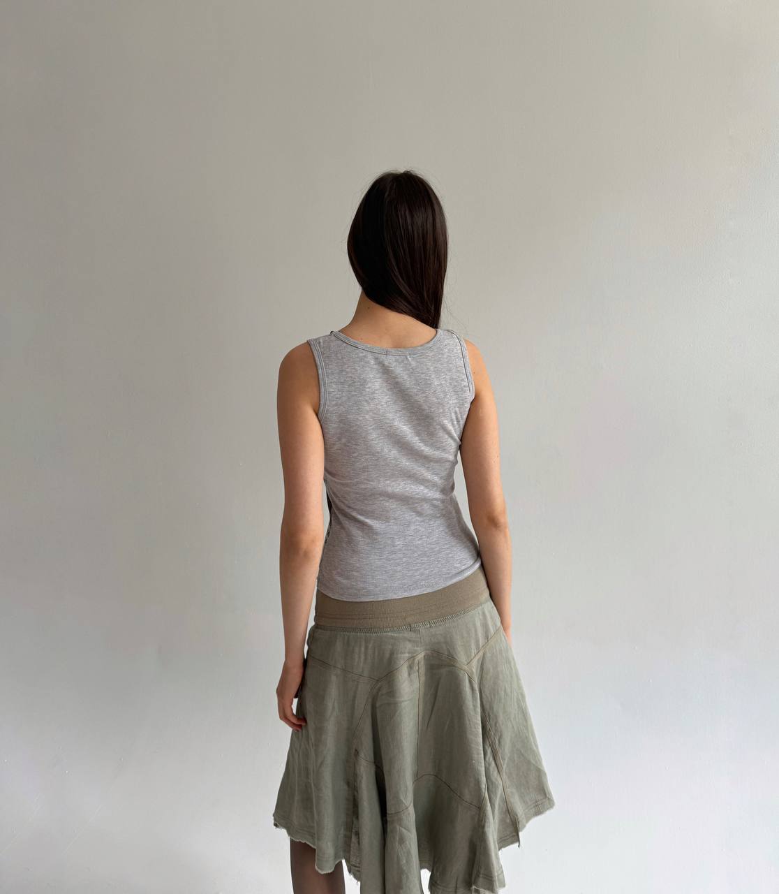 Vintage studded font print top