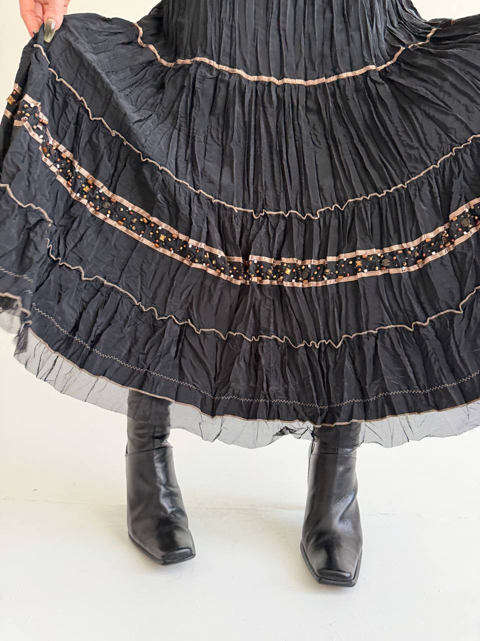 Vintage pleated black maxi skirt with beads
