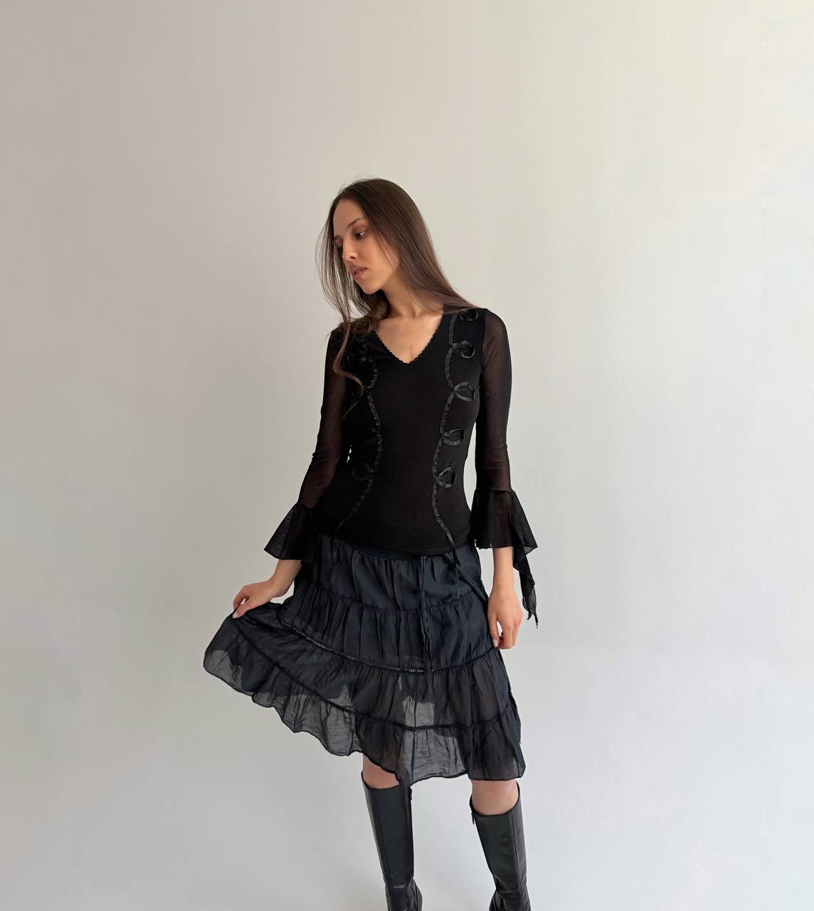 Vintage stretchy black blouse