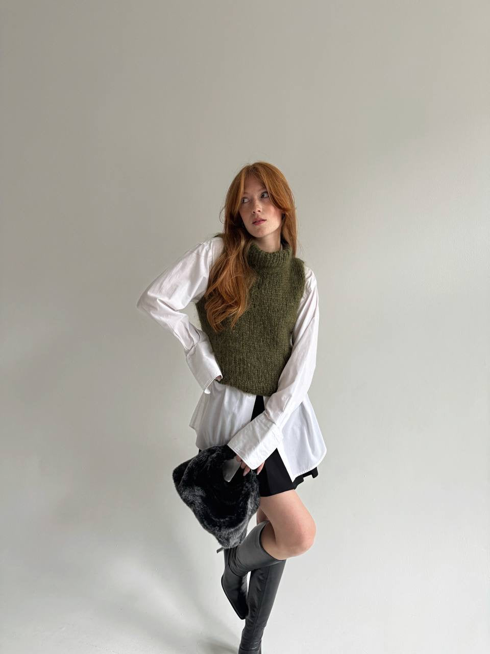 Vintage khaki fluffy knitted vest