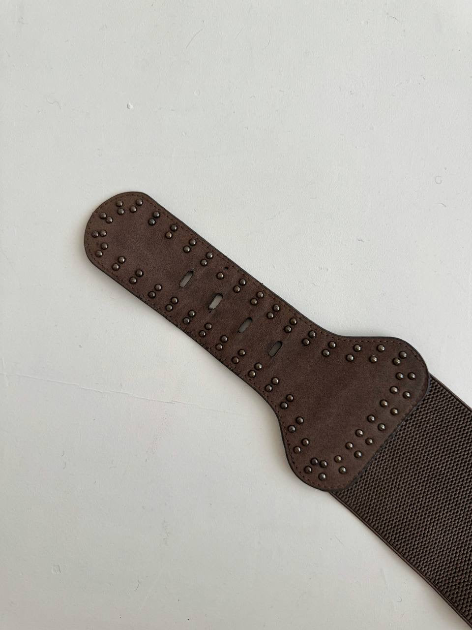 Vintage brown elastic studded belt