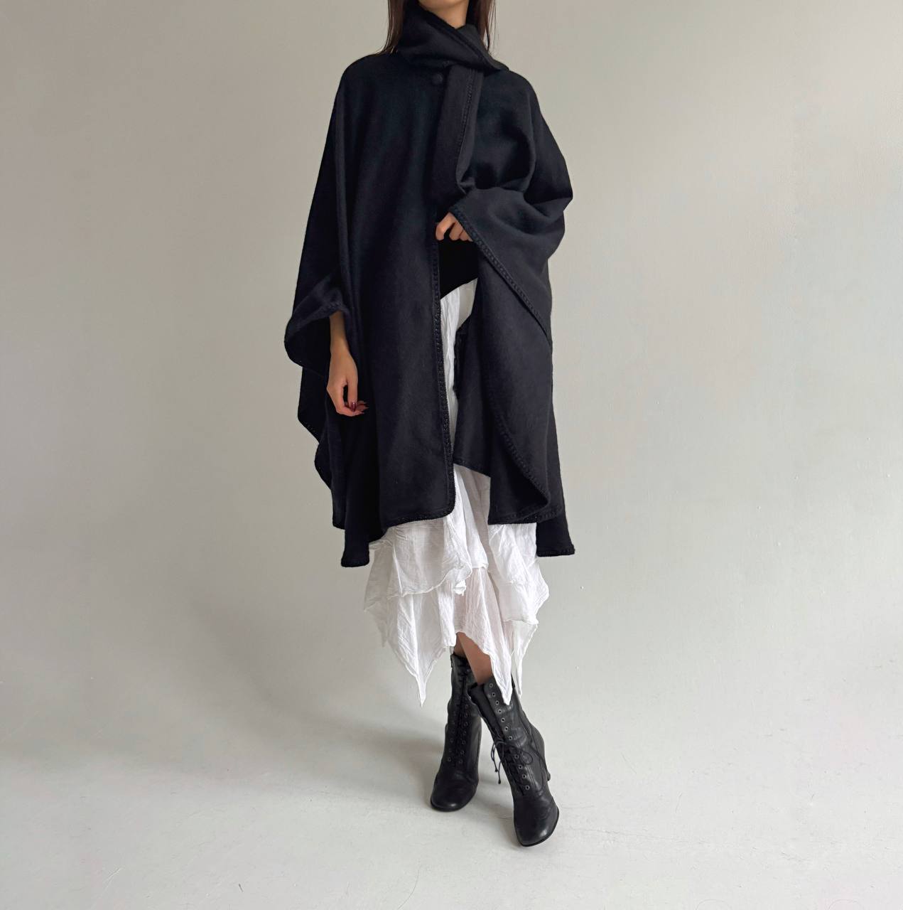 Vintage 100% alpaca poncho