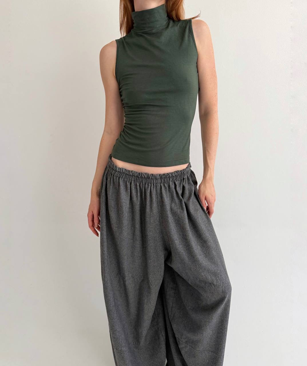 Vintage 95% viscose dark green top