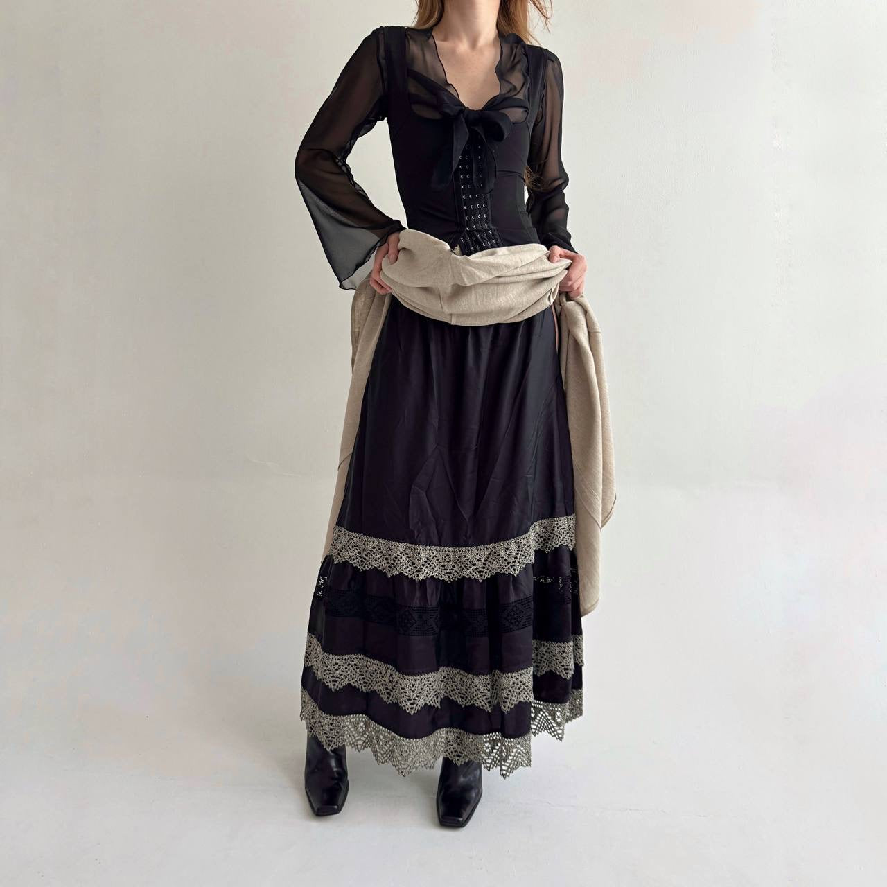 Vintage bavarian 100% linen beige long skirt