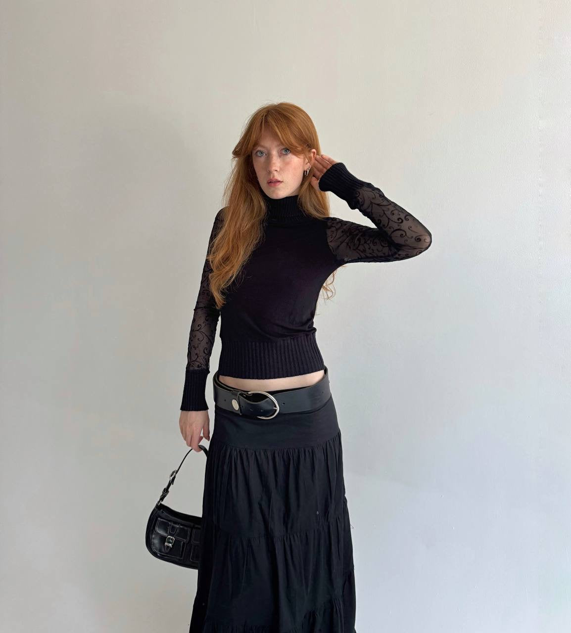 Vintage black knitted sweater
