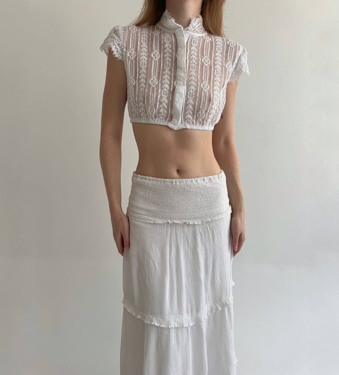 Vintage white lace cropped blouse