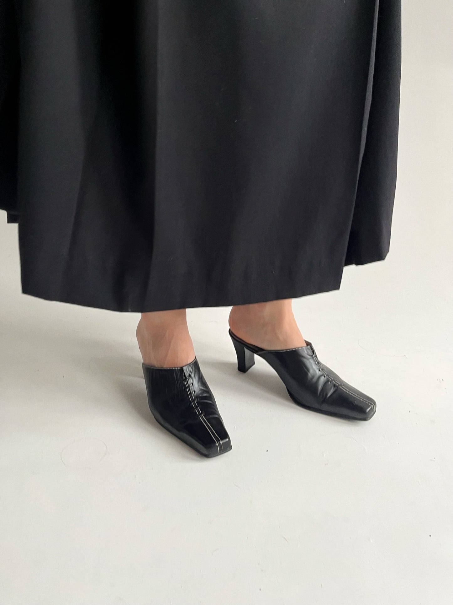 Vintage genuine leather black mules