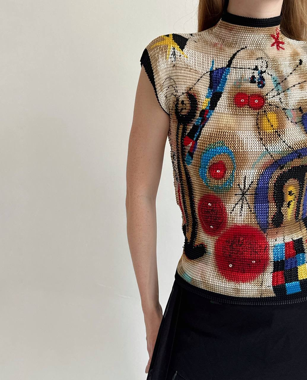 Vintage pleated avant garde blouse