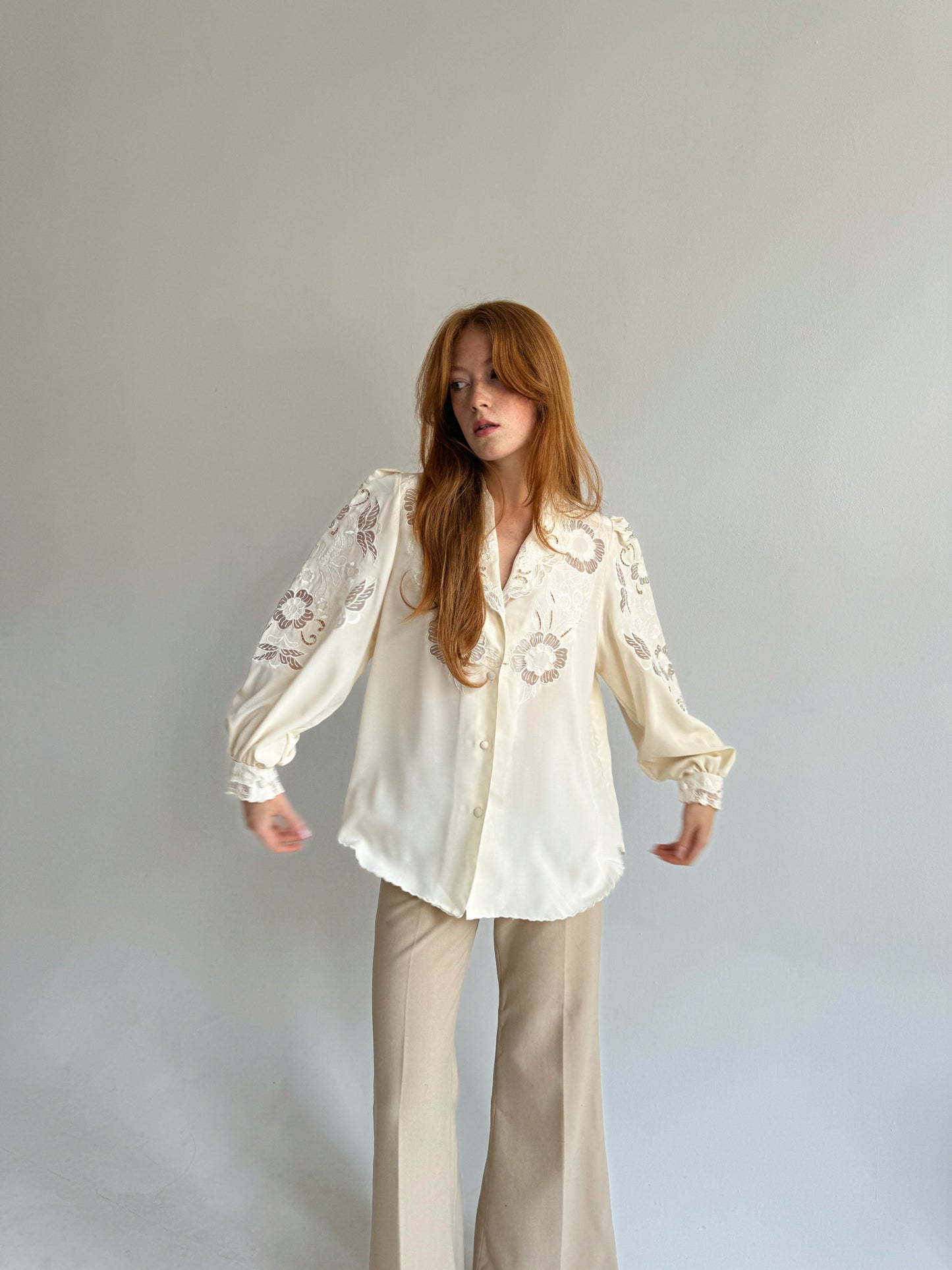 Vintage embroidery blouse