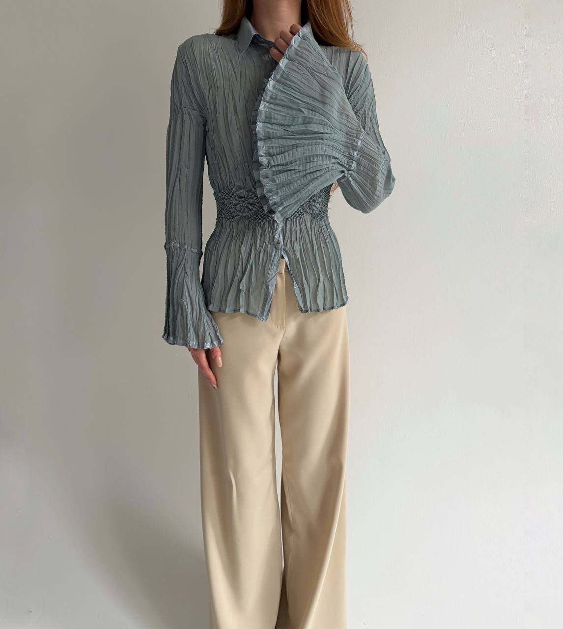 Y2K pleated top with popcorn like texture