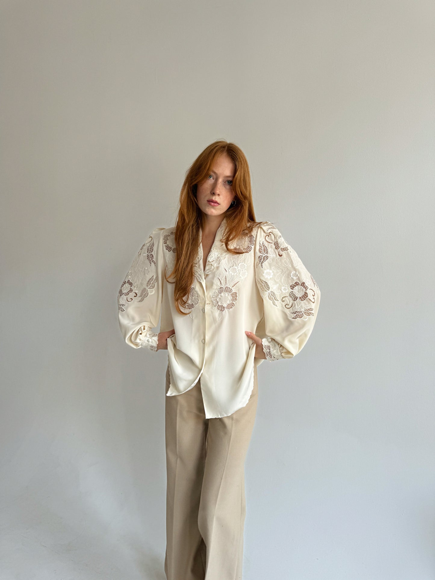 Vintage embroidery blouse