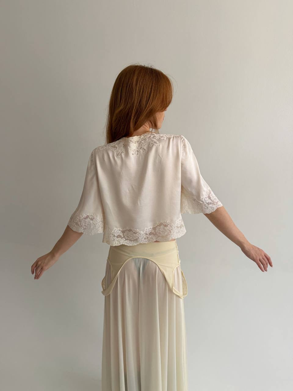 Vintage 1940s 100% pure silk satin cream blouse