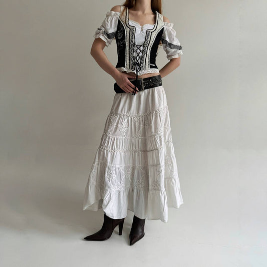Vintage cotton cottagecore maxi skirt with flower appliqué
