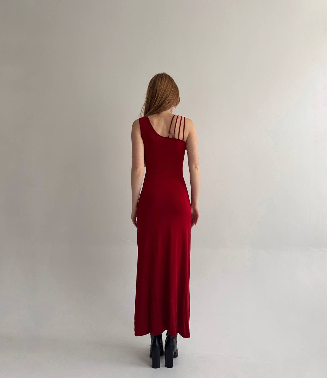 Vintage red long dress with cuts