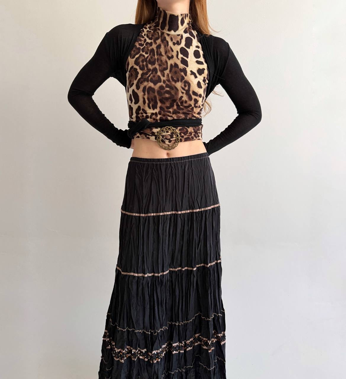 Vintage pleated black maxi skirt with beads