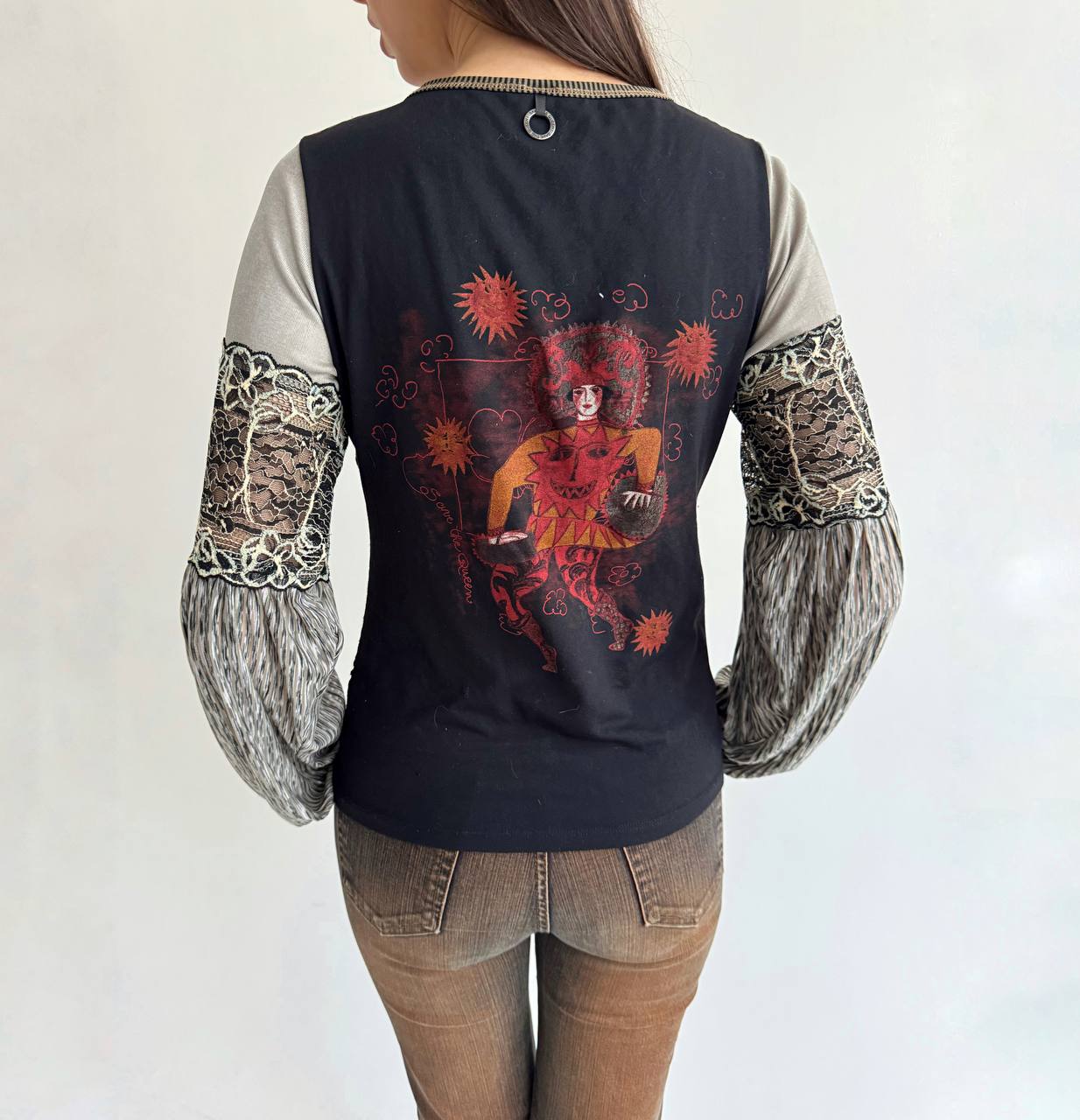 Save the Queen printed top