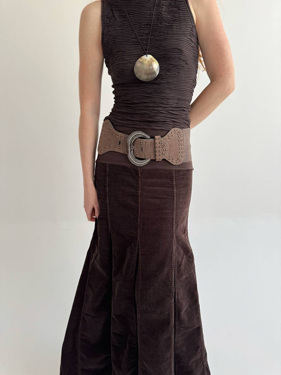 Vintage brown elastic studded belt