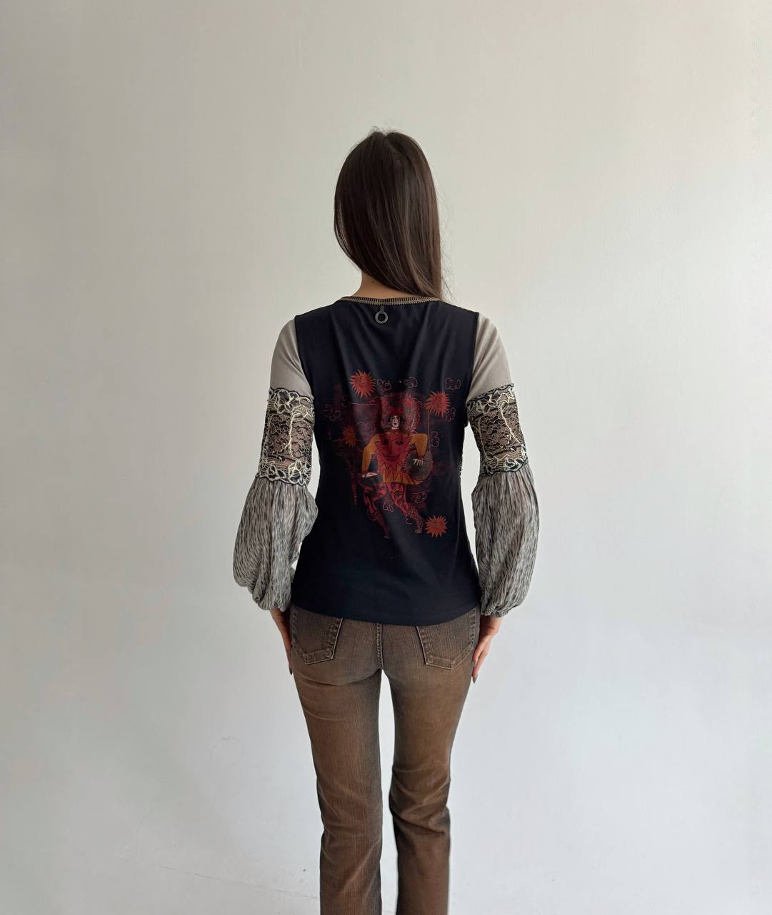 Save the Queen printed top