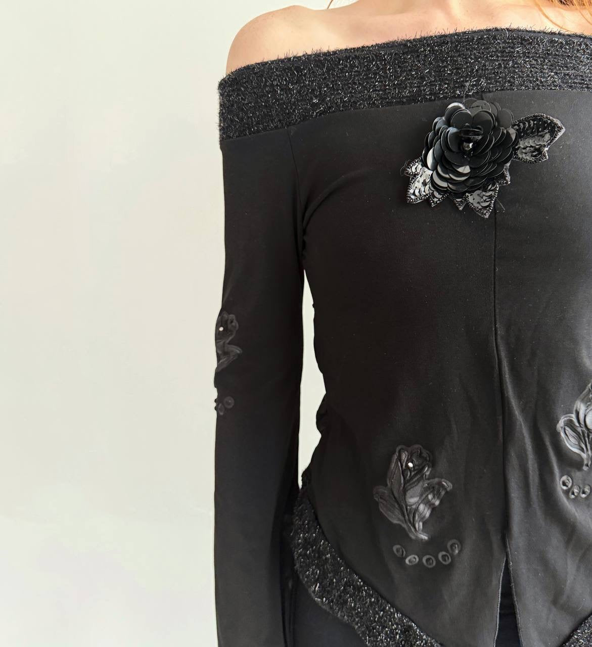 Y2K made in Italy black blouse with flower appliqué