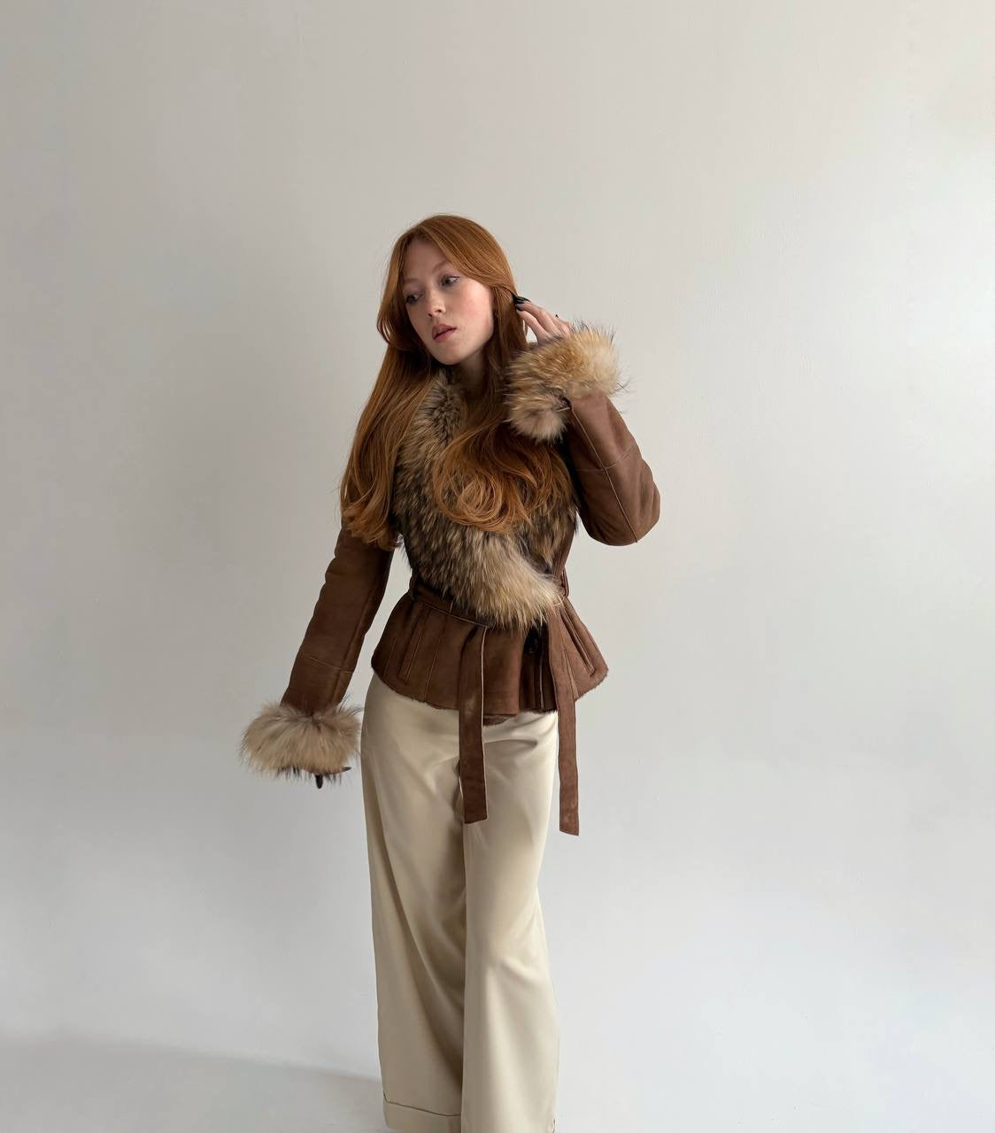 Vintage genuine leather jacket with real fur collar