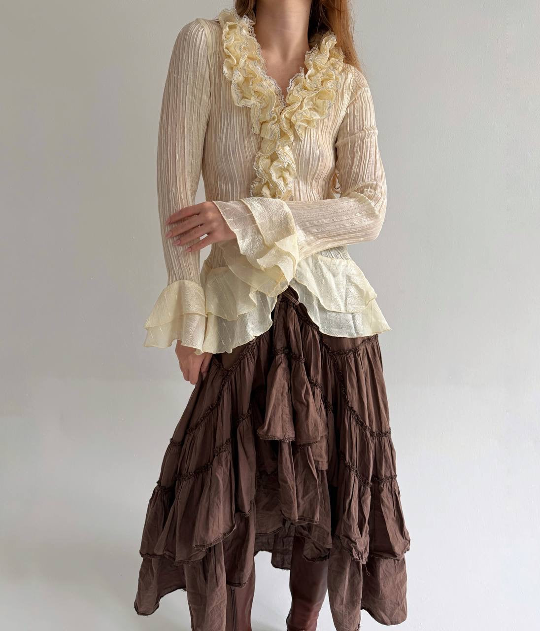 Vintage 65% silk pleated blouse with ruffles
