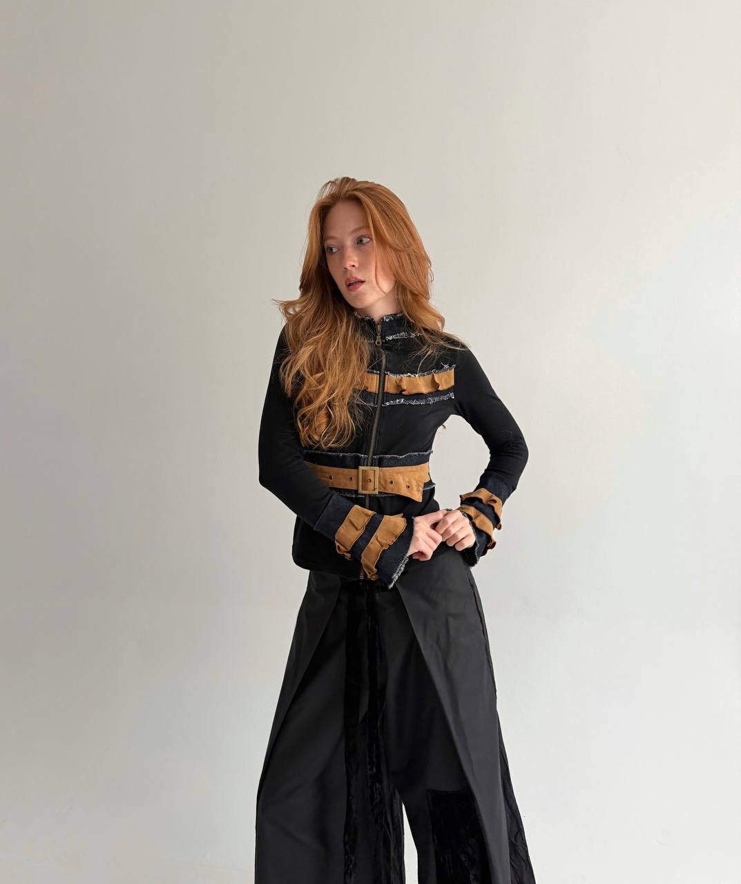 Vintage 94% viscose black zip up top
