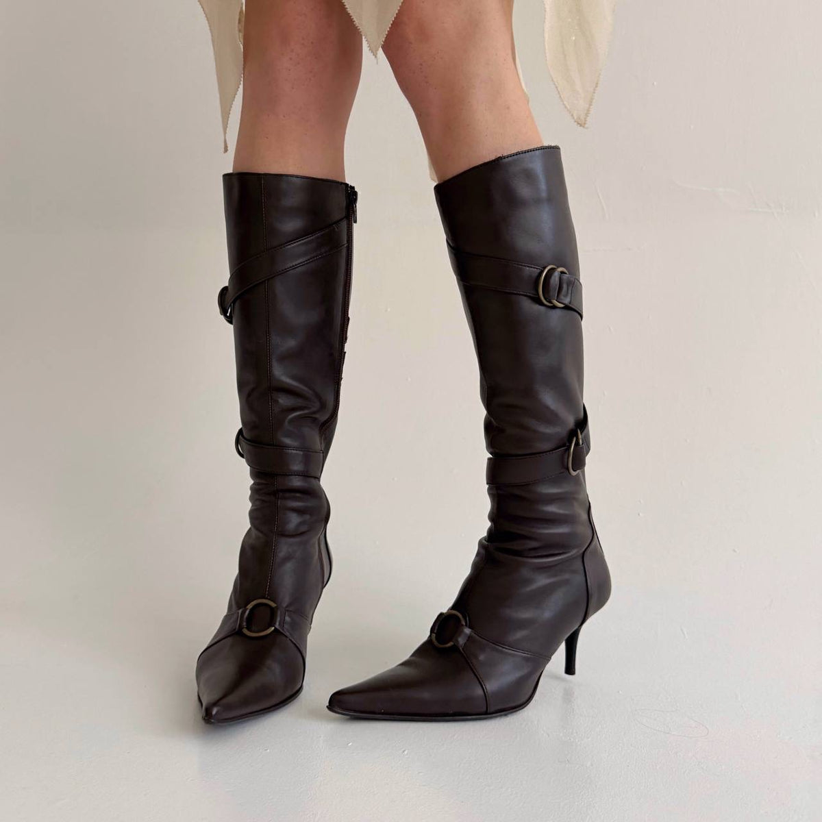 Vintage faux leather brown knee high pointy boots with belts