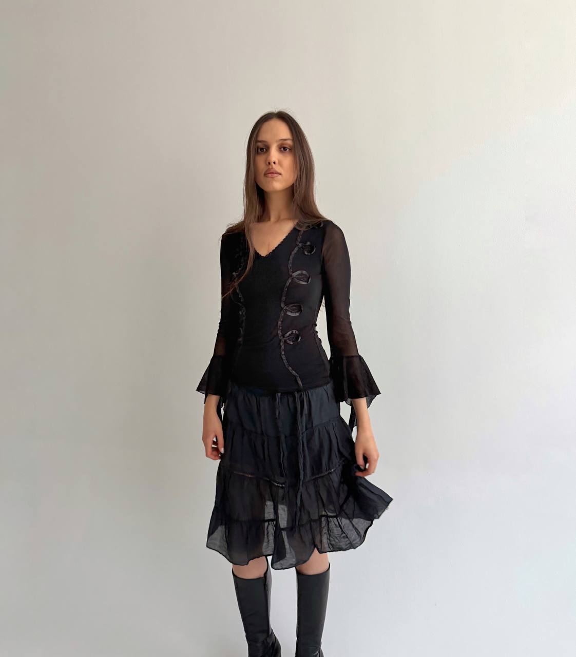 Vintage stretchy black blouse