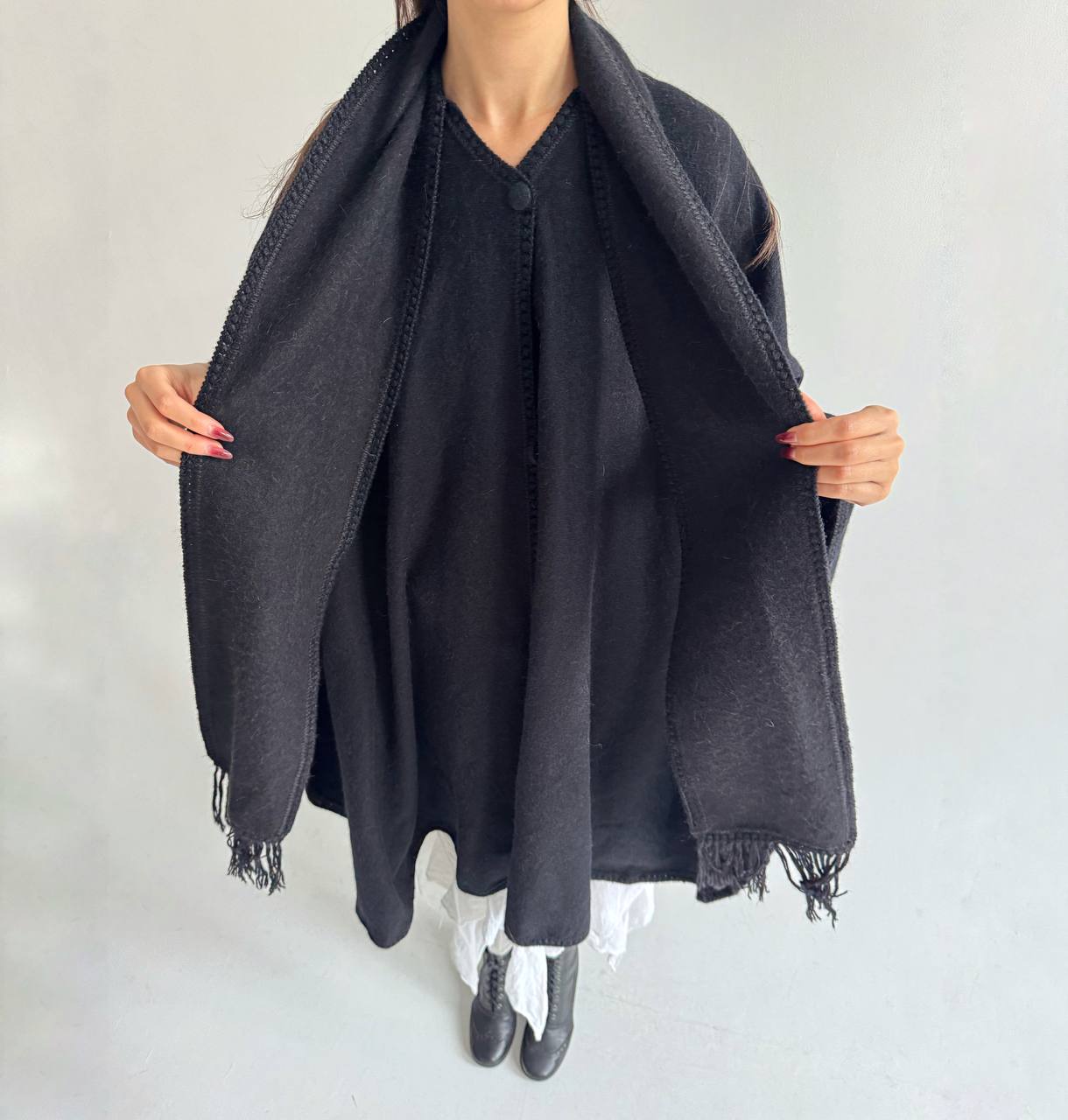 Vintage 100% alpaca poncho