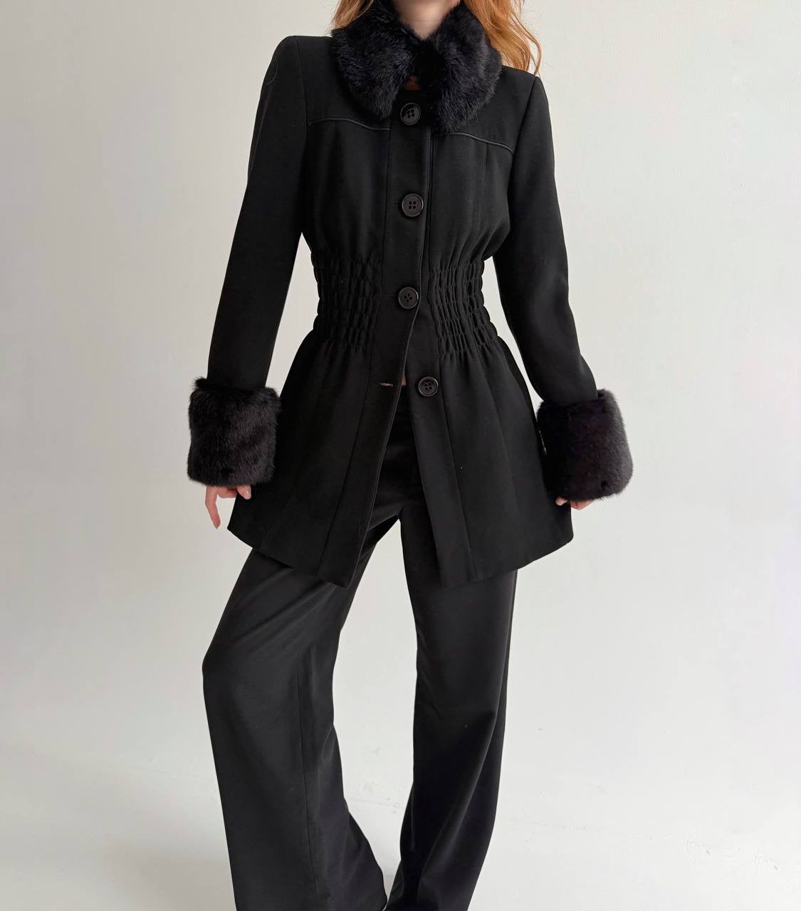 Y2K black waisted coat with fur collar