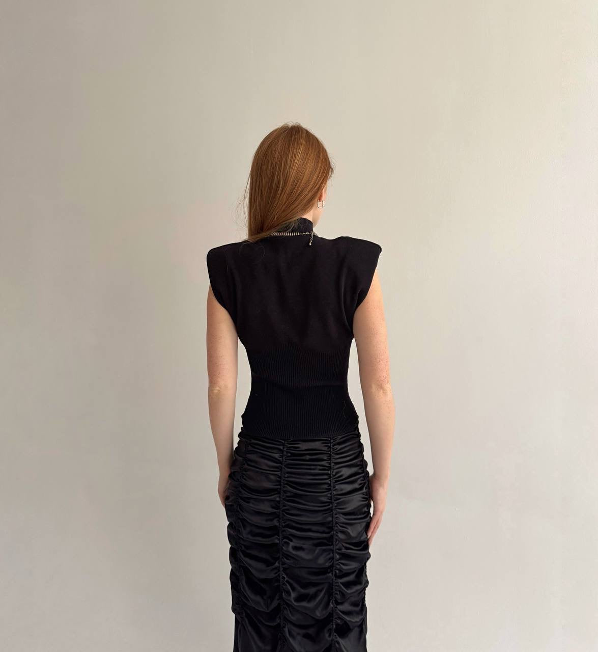 Vintage viscose blouse with shoulder pads