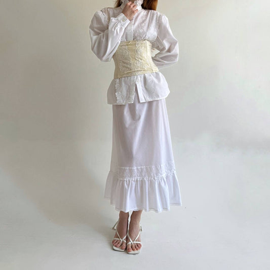 Vintage long cottagecore skirt with embroidery