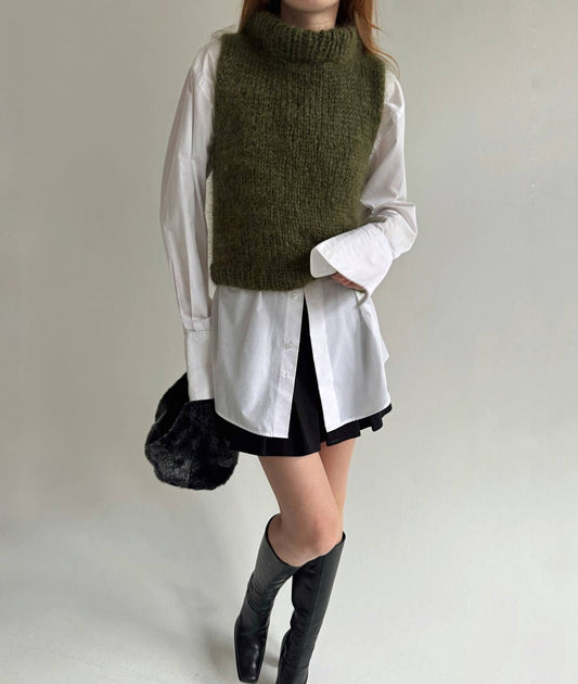 Vintage khaki fluffy knitted vest