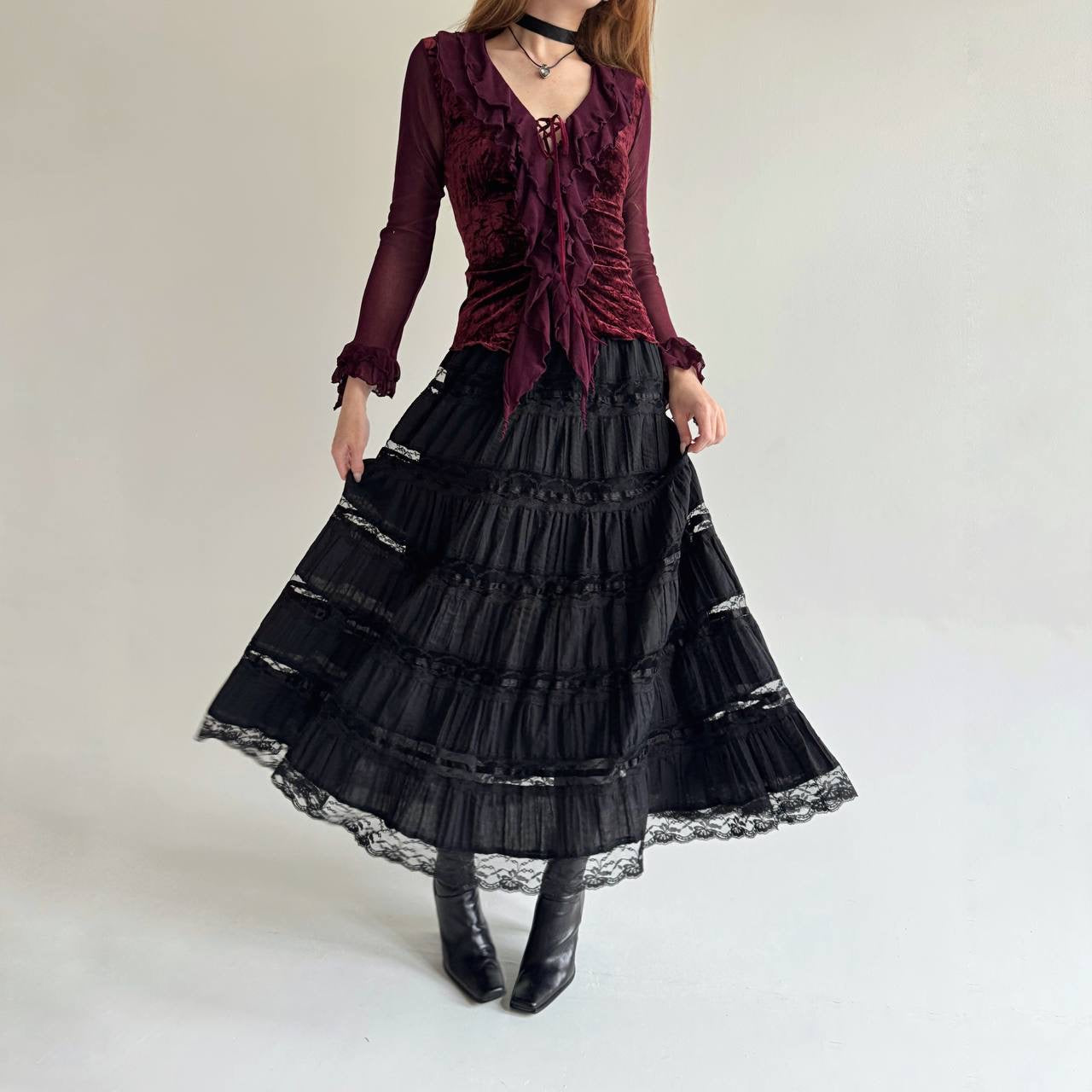 Vintage cotton maxi skirt with lace