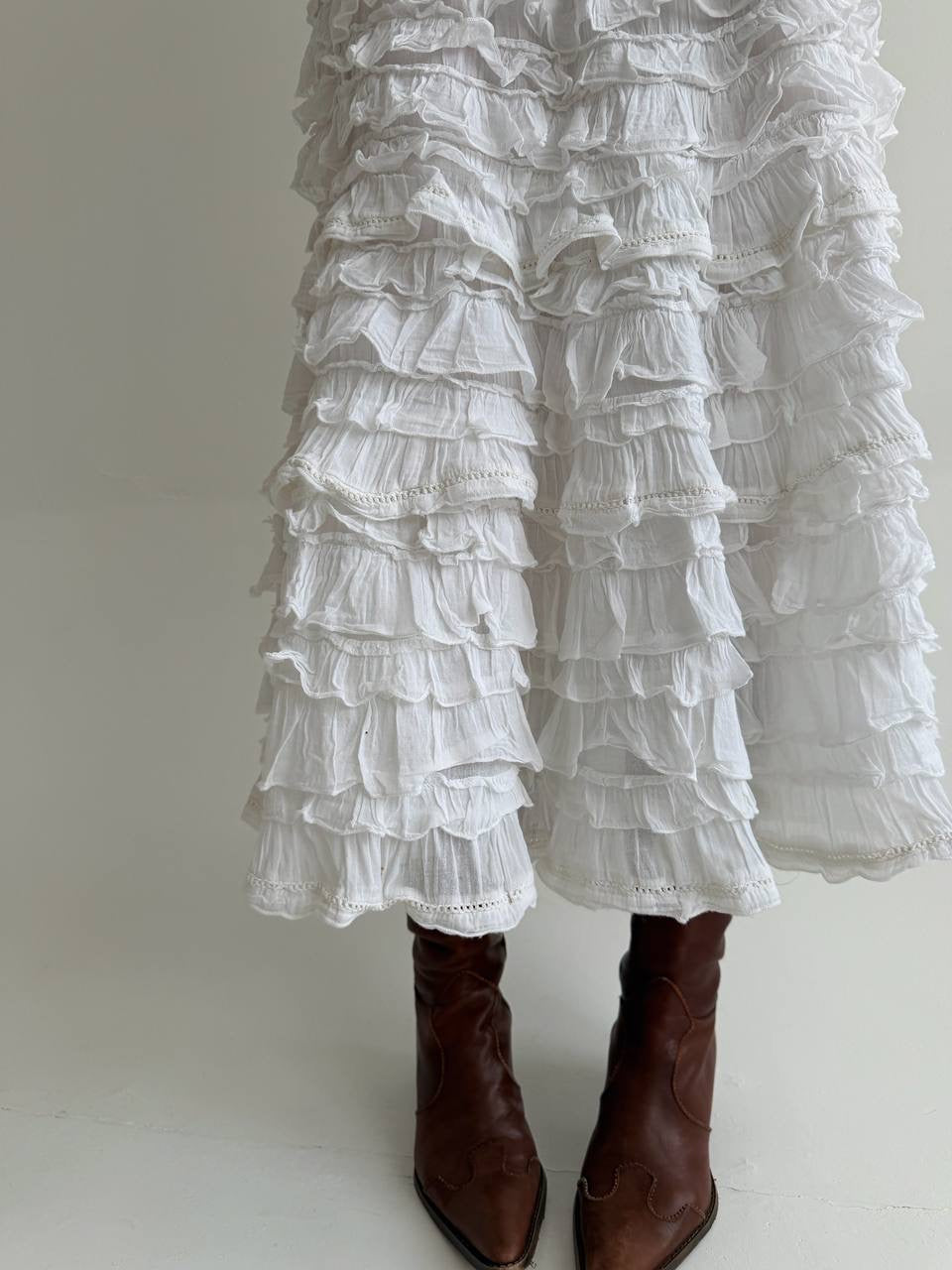 Vintage 100% cotton white ruffled skirt