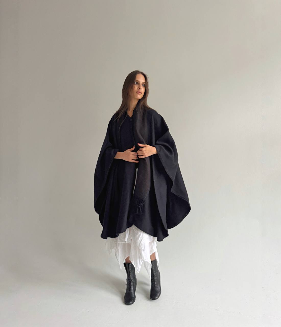 Vintage 100% alpaca poncho