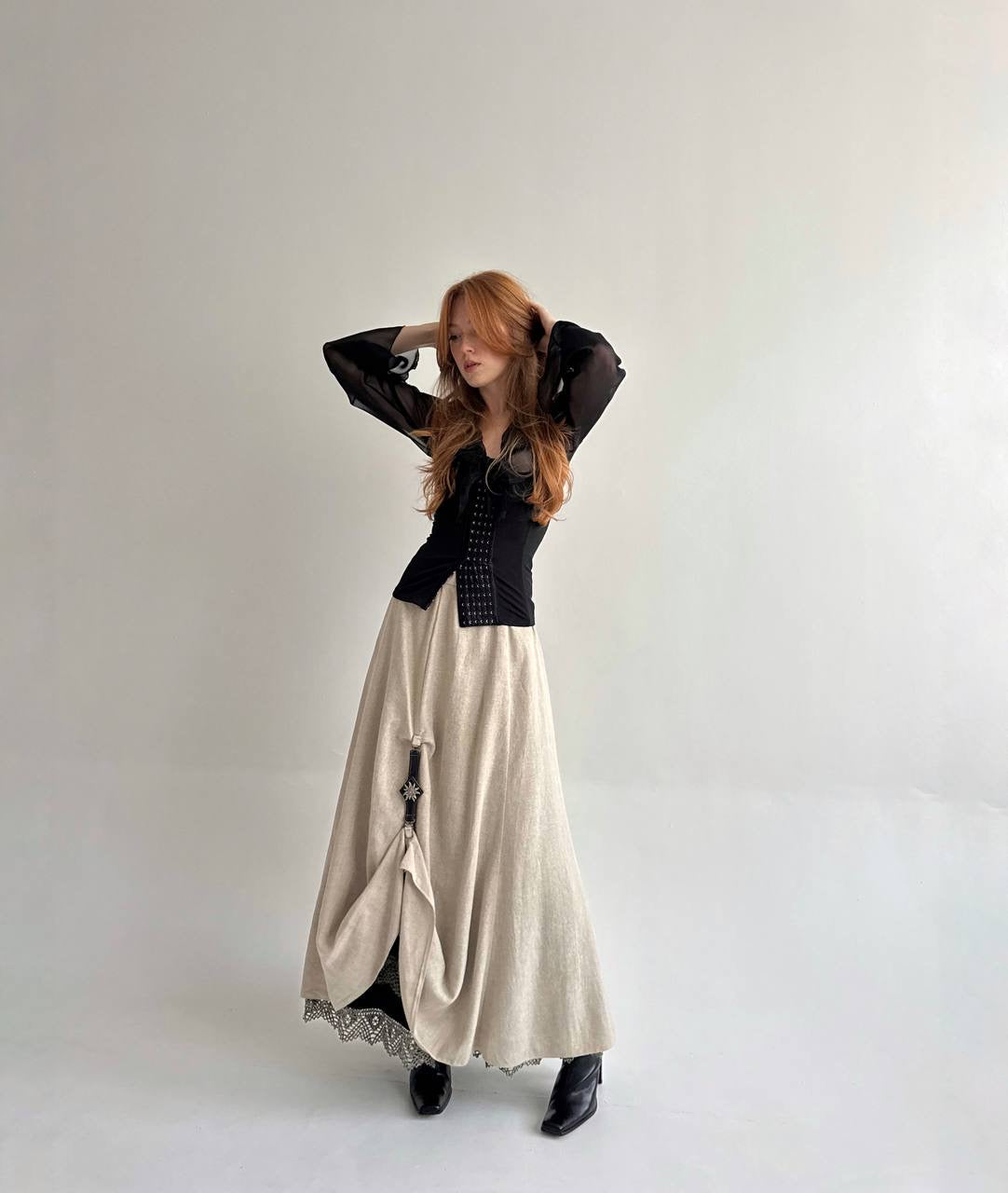 Vintage bavarian 100% linen beige long skirt