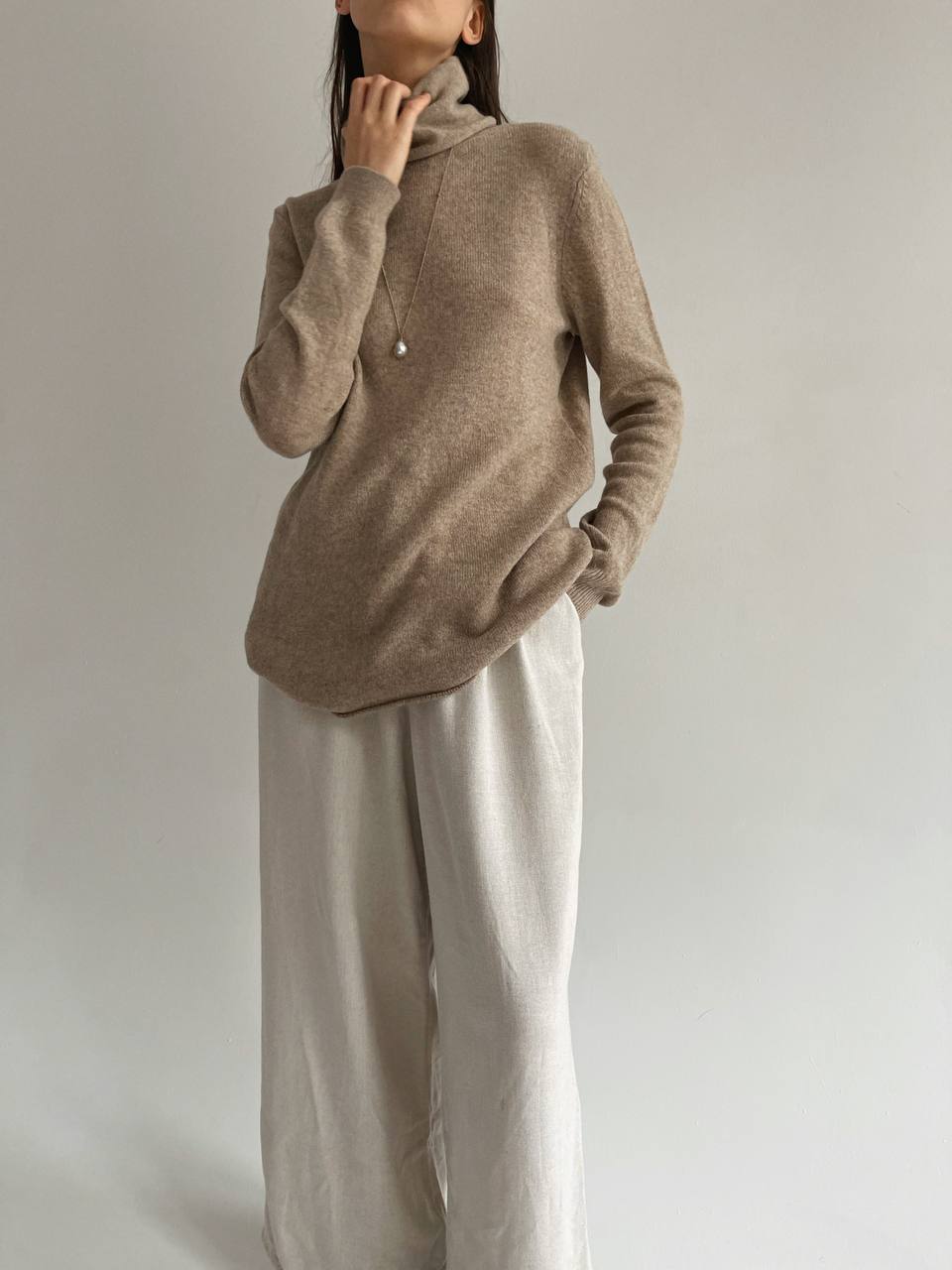 Beige 100% wool  oversized turtleneck sweater