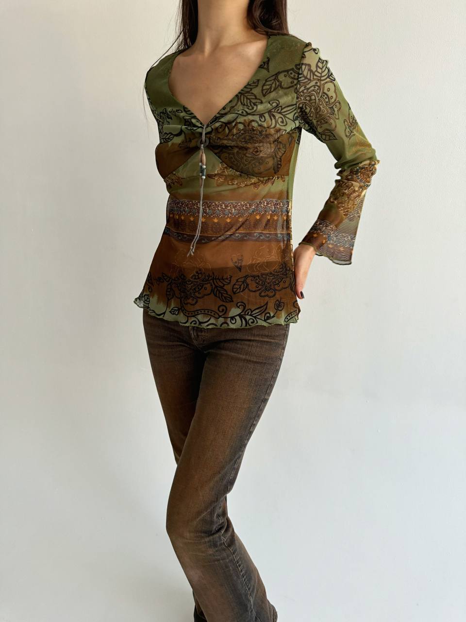 Vintage mesh blouse with ornament