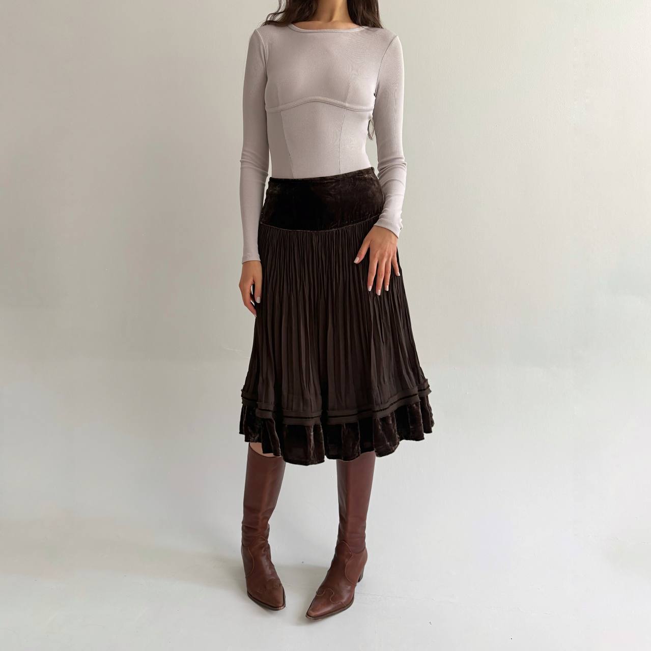 Vintage velvet pleated brown skirt