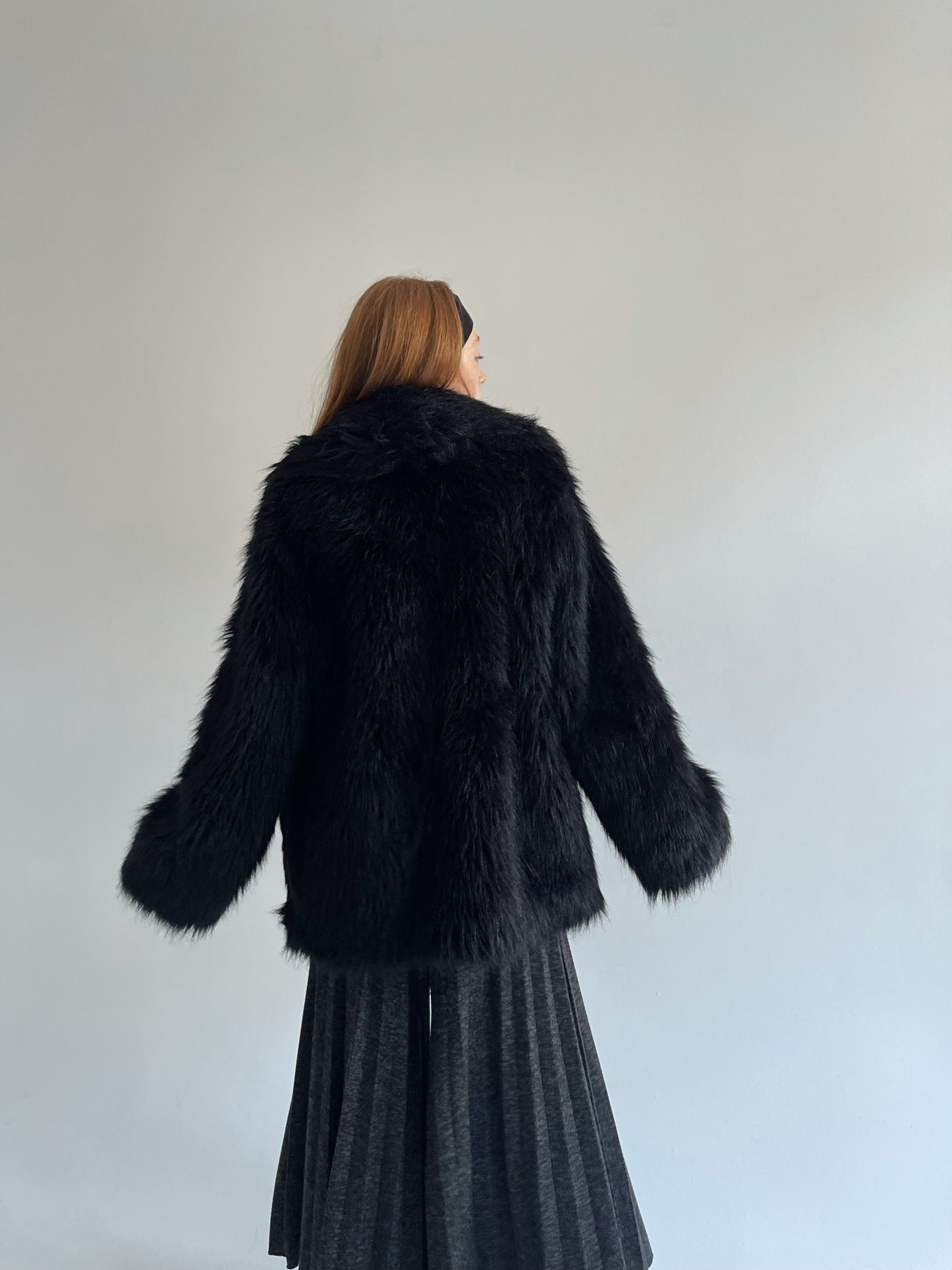 Vintage black oversized faux fur