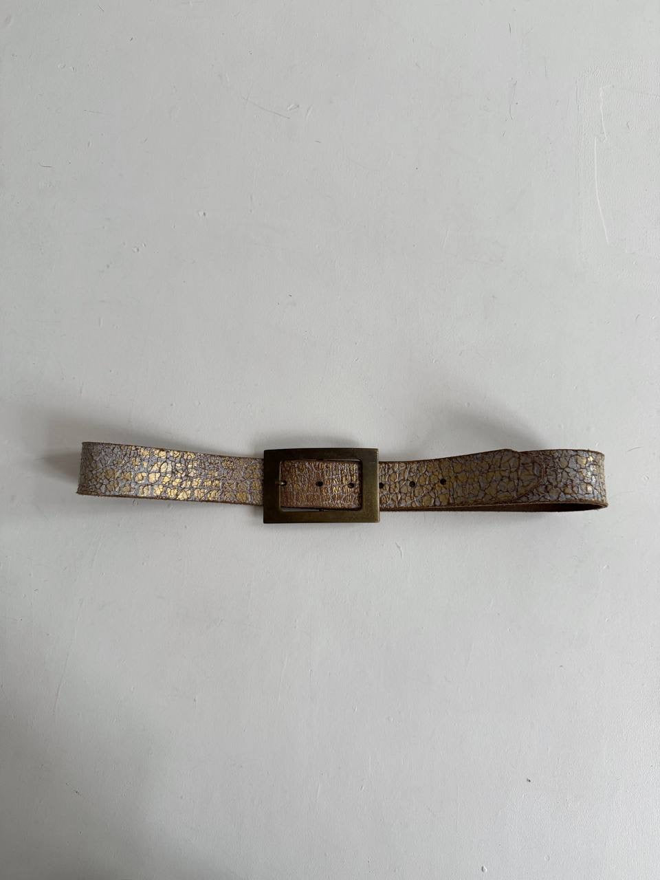Vintage leather belt with gold cracking