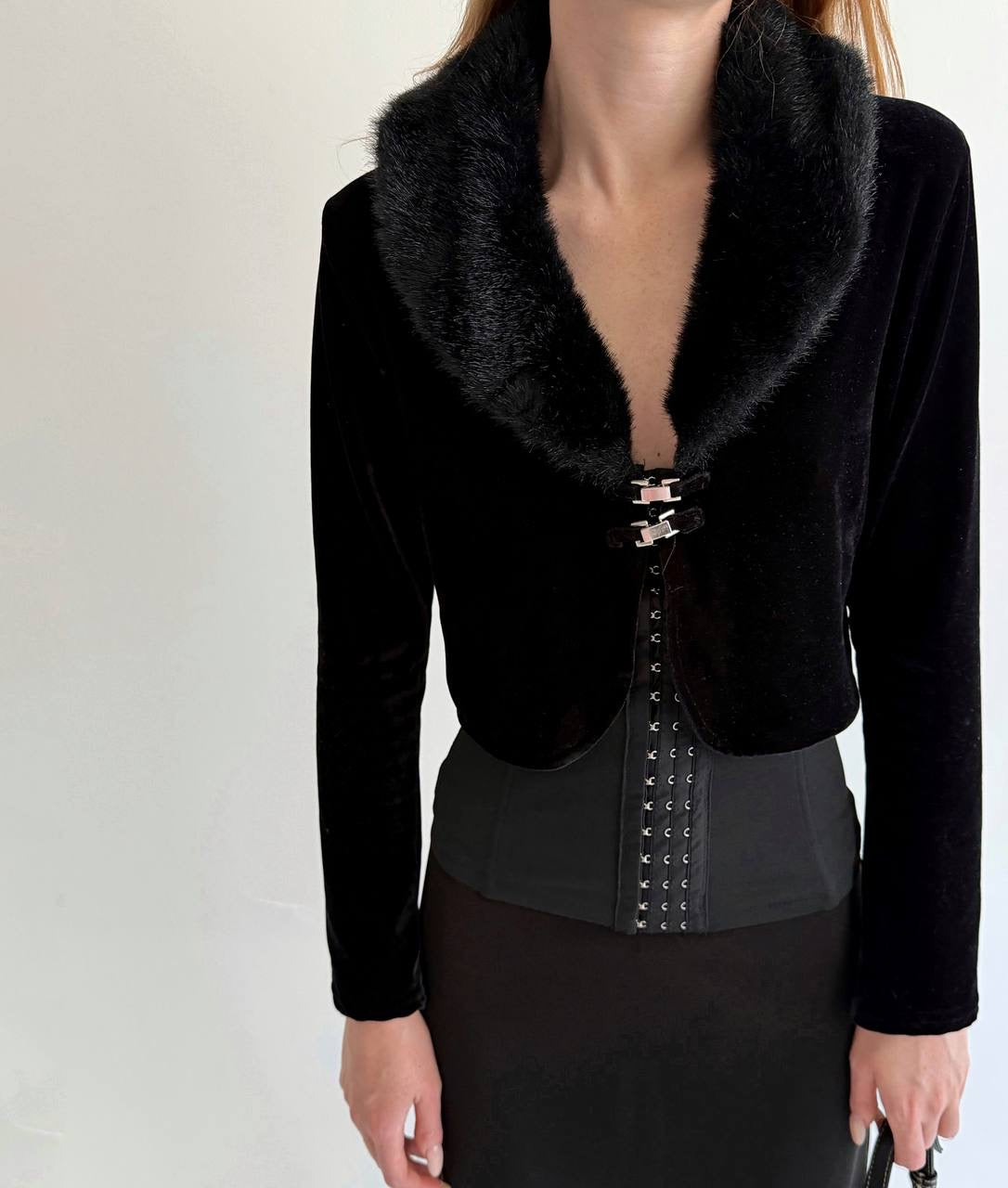Vintage velvet cardigan with faux fur collar