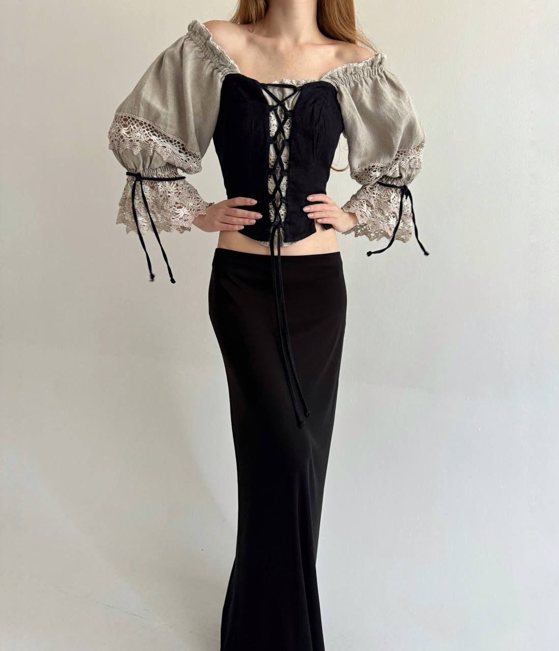 Vintage Bavarian linen blouse with lace