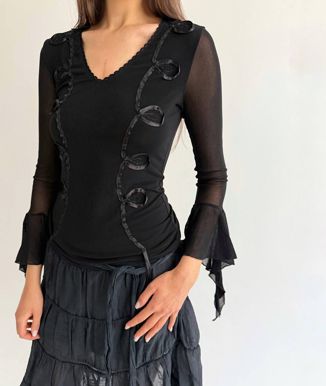 Vintage stretchy black blouse